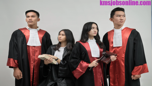 Syarat Masuk Fakultas Hukum, Ketentuan Serta Biaya Pengeluarannya