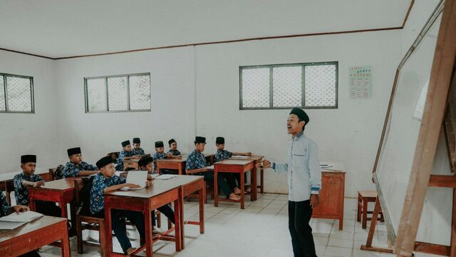 Pendidikan sebagai Dasar Peradaban Bangsa