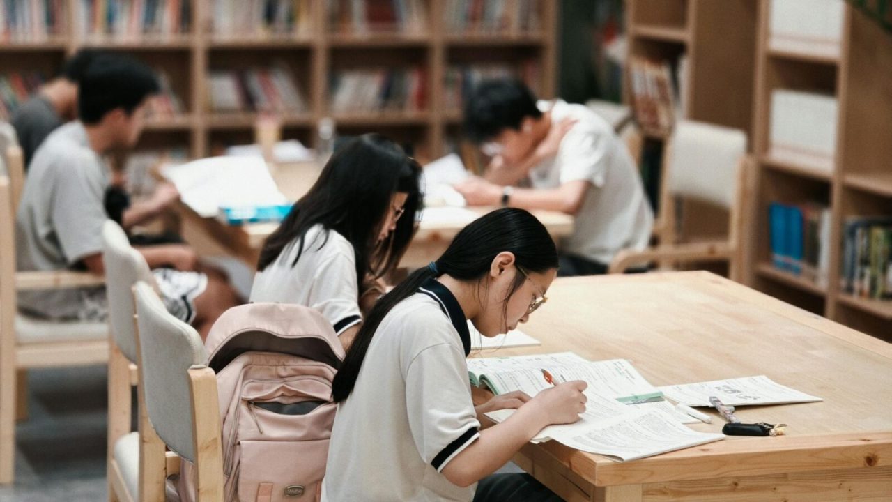 Fasilitas sekolah modern